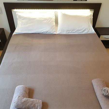 Your Lovely Home, Porta Venezia-1 Queen Bed, 3 Single Beds, 1 Sofa Bed- 米兰 外观 照片