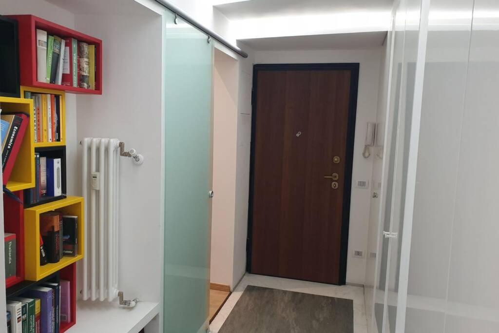 Your Lovely Home, Porta Venezia-1 Queen Bed, 3 Single Beds, 1 Sofa Bed- 米兰 外观 照片