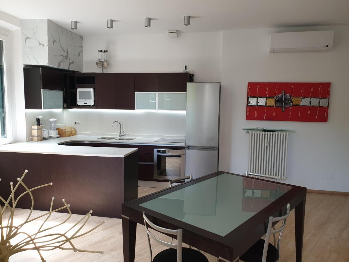 Your Lovely Home, Porta Venezia-1 Queen Bed, 3 Single Beds, 1 Sofa Bed- 米兰 外观 照片